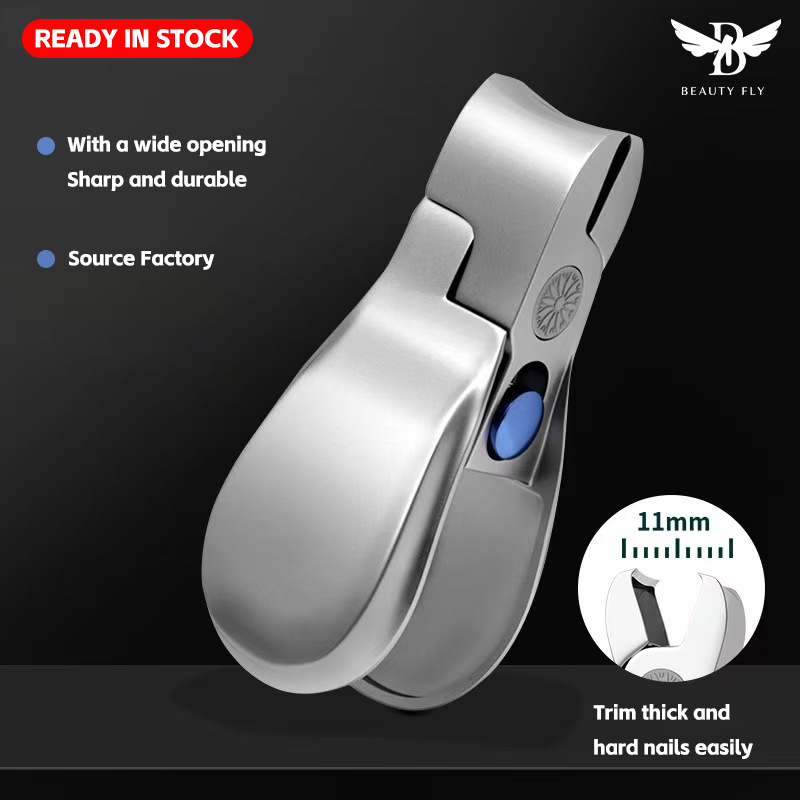 Stainless steel mini nail clippers, small nail clippers, thick and hard toenails, single small flat nail clippers.